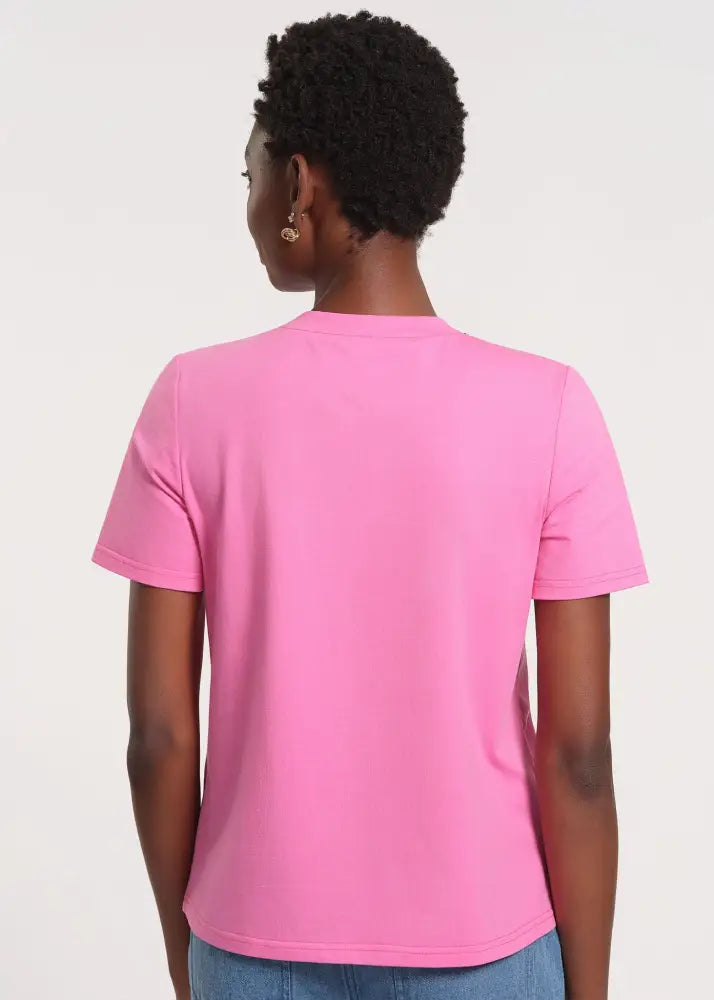 Necklace-Inspired Scoop Neck Short Sleeve Tee